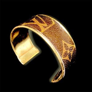 LV Cuff